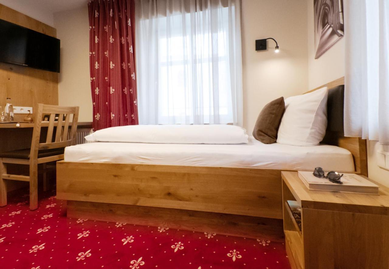 Klostergasthof Heidenheim - Hotel Garni Exteriör bild
